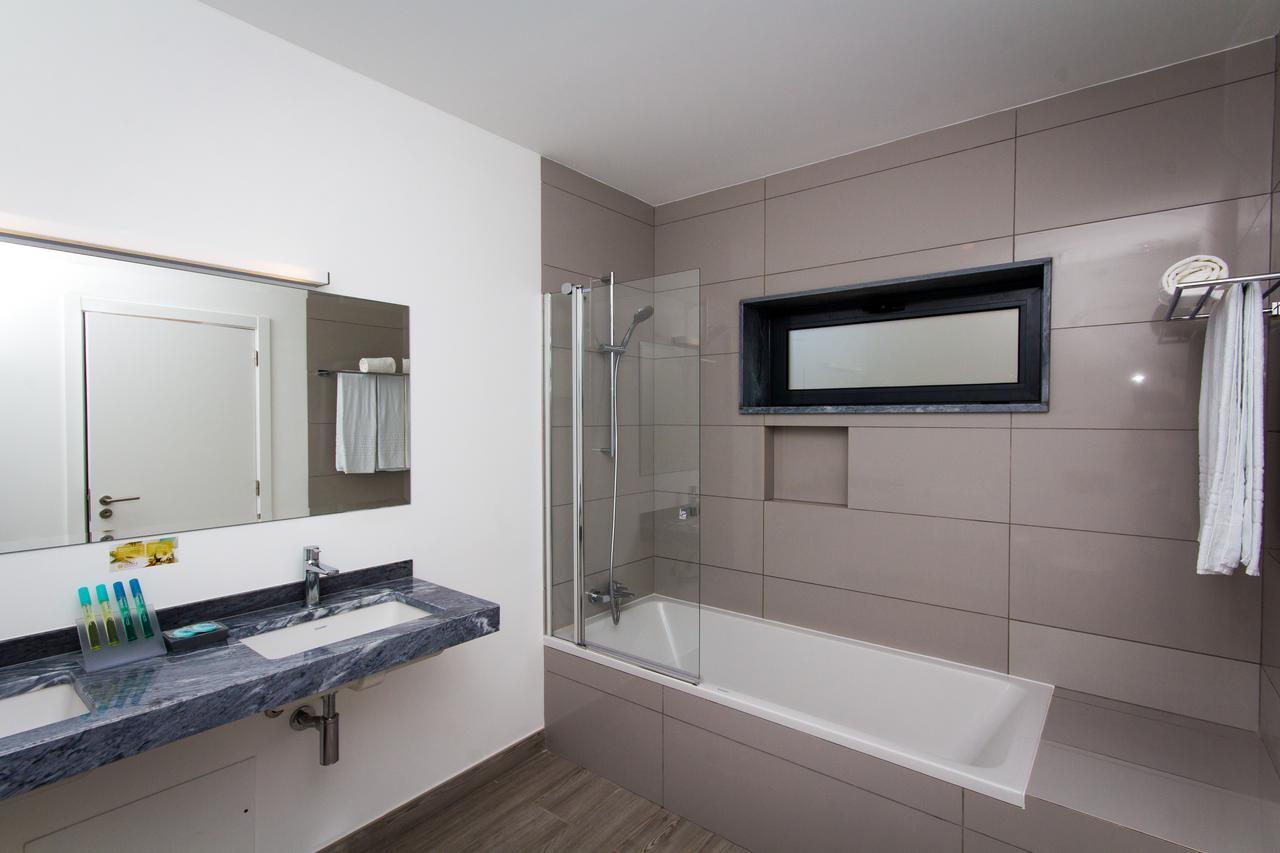 Mareta Beach House - Boutique Residence ซาเกรส ห้อง รูปภาพ